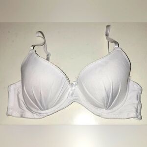 BOGO 50% OFF Silky Soft Push Up white Bra, Back Closure 34B